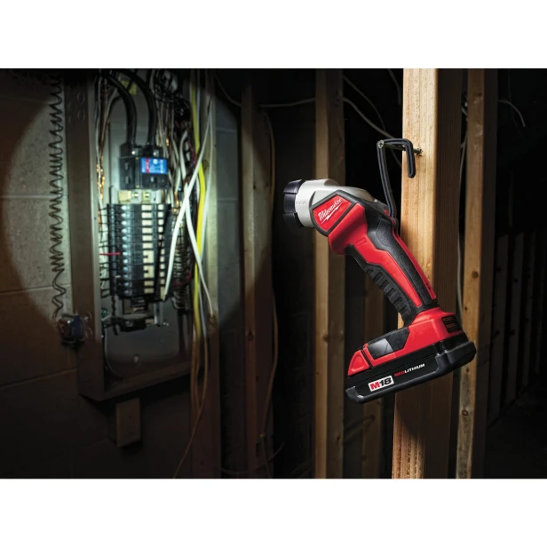 M18™ Latarka LED