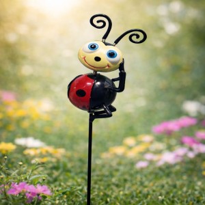 Biedronka na piku 10,2 cm