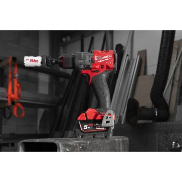 Zestaw wiertarko-wkrętarki z udarem M18 FPD3-502X